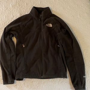 Women’s North Face windwall jacket, size small